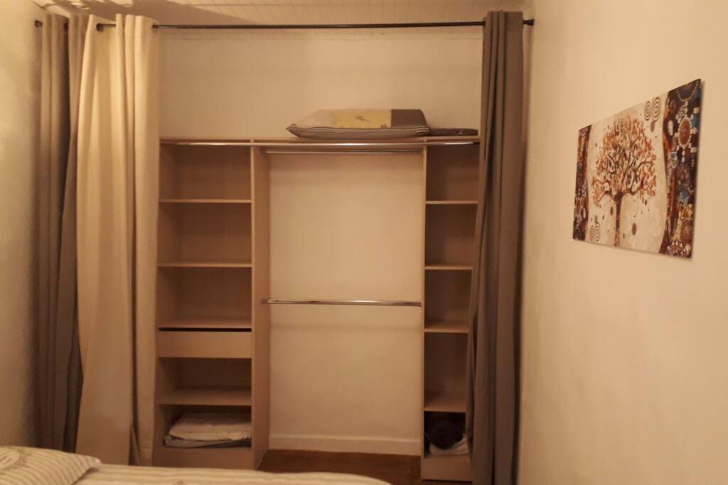 Bel Appartement Au Coeur De La Cite Medievale Sommières Extérieur photo
